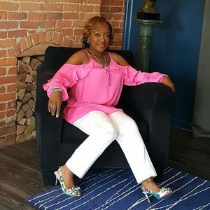 Meet your Posher, Nik nik